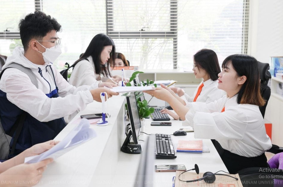 Học khối D thi ngành gì