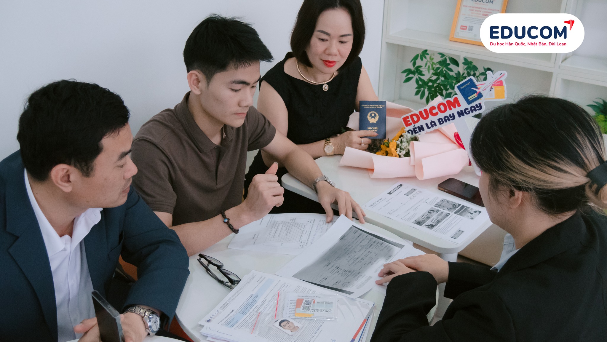 chi phí du học Đài Loan hệ 1+4