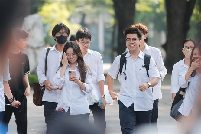 Dự đoán điểm chuẩn xét tuyển đại học 2025