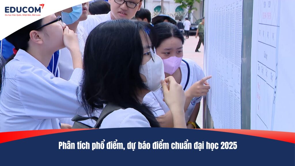 Phân tích phổ điểm, dự báo điểm chuẩn đại học 2025
