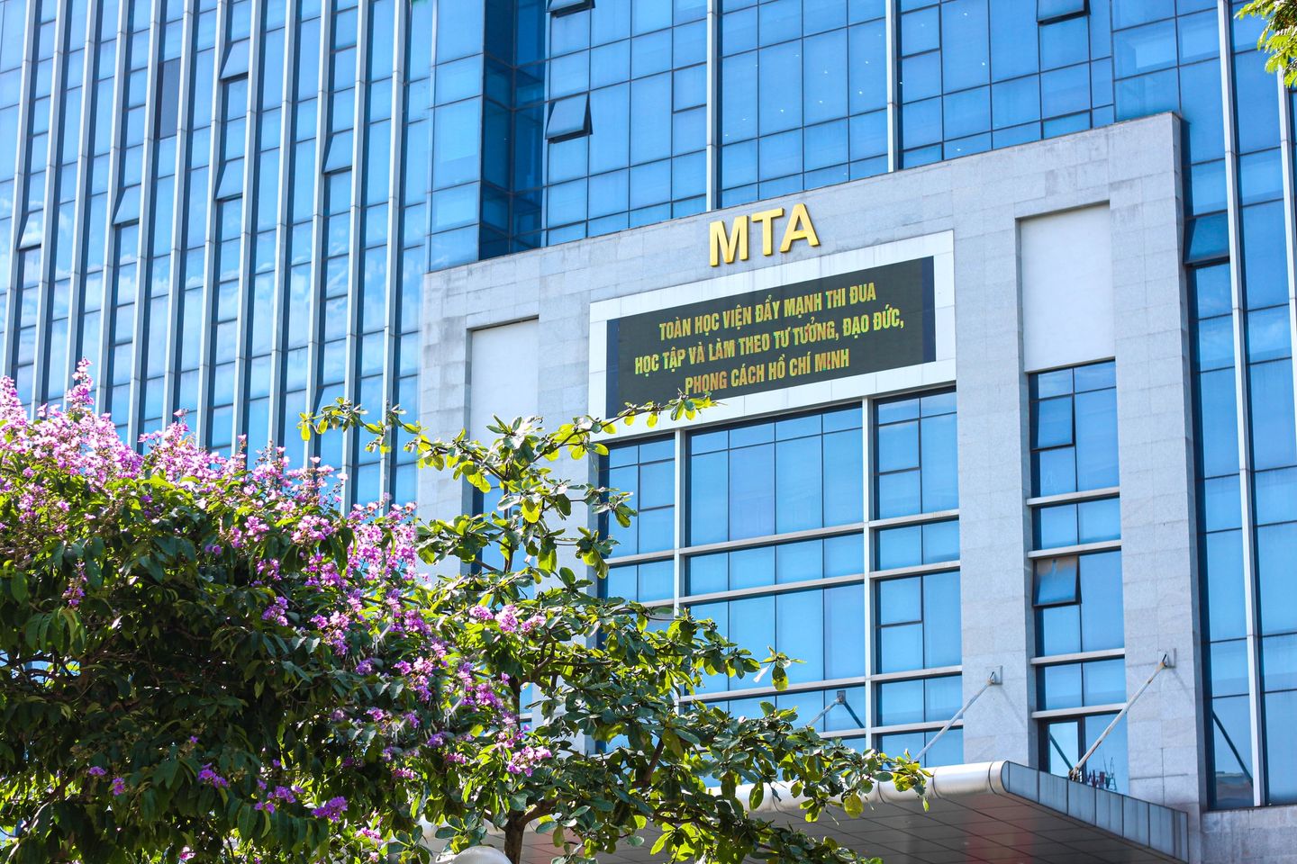 điểm chuẩn học viện kỹ thuật quân sự