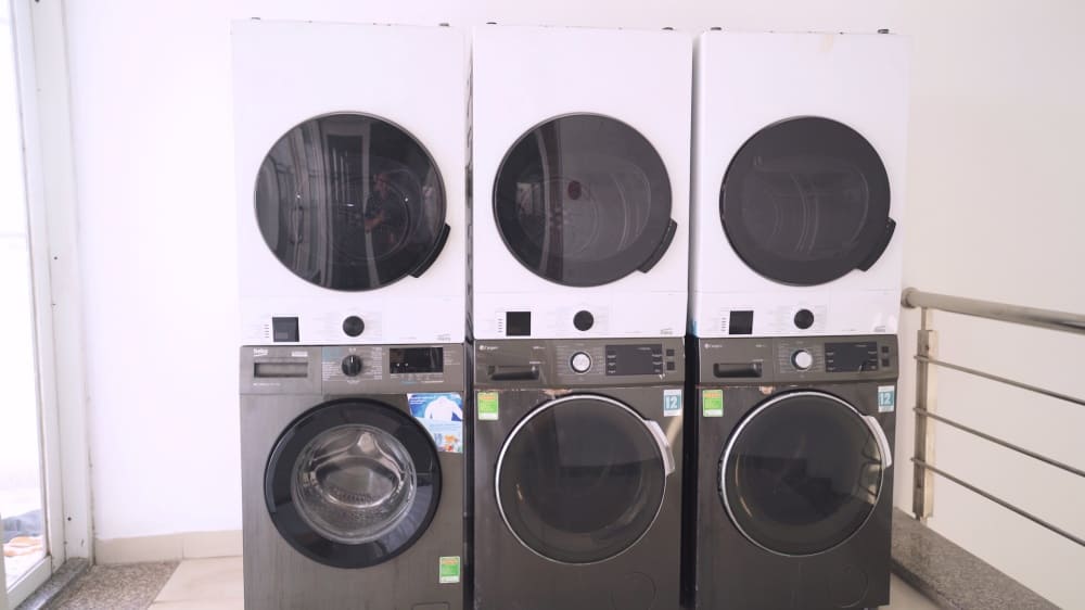 trung tâm đào tạo EduCom