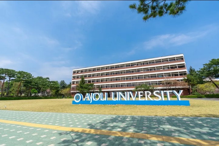 đại học ajou