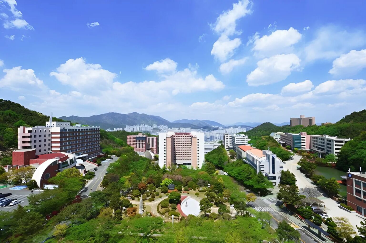 trường cao đẳng công nghệ dong-eui
